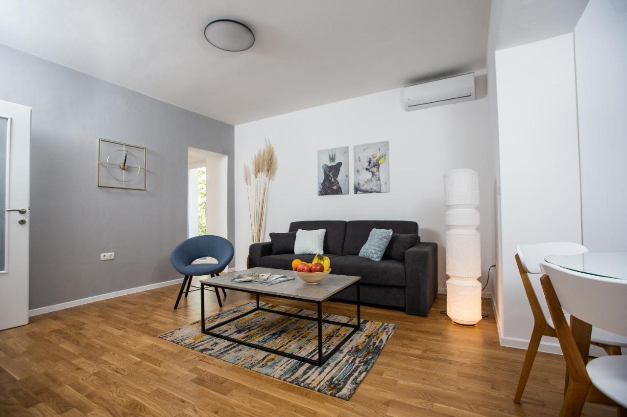 Big Tree Apartment & The Nest Apartment - Free Parking Mostar Dış mekan fotoğraf